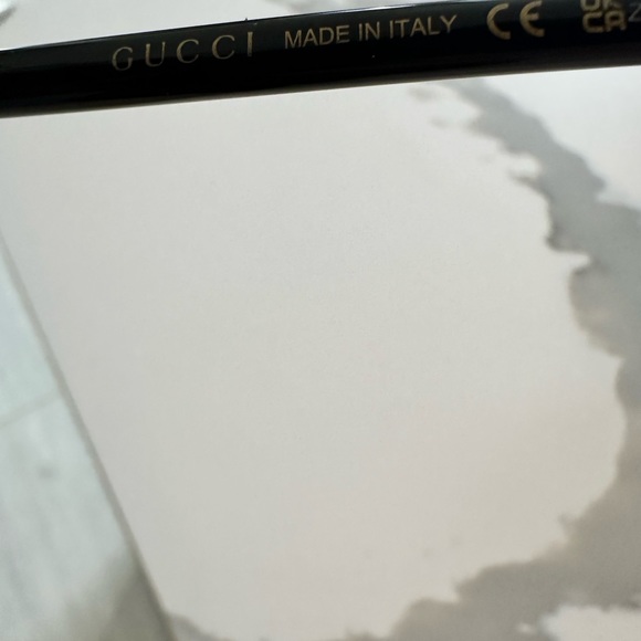 NWT Gucci iconic Horsebit sunglasses in black with light gold accent 58 mm - Picture 15 of 16